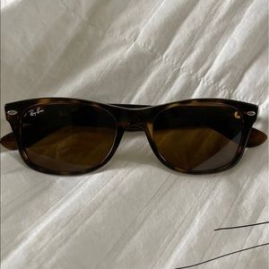 Ray-Ban New Wayfarer sunglasses